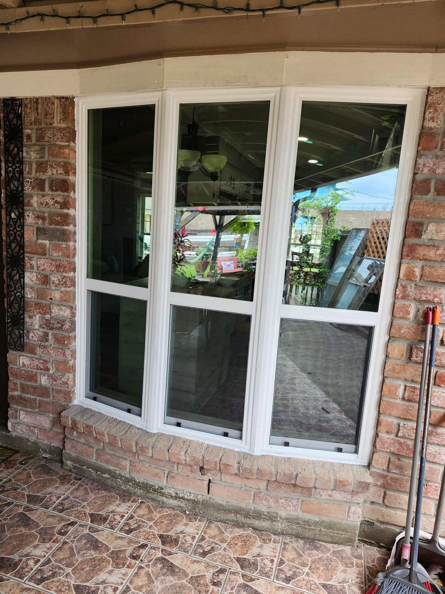 Window & door installation by Fast Window Service