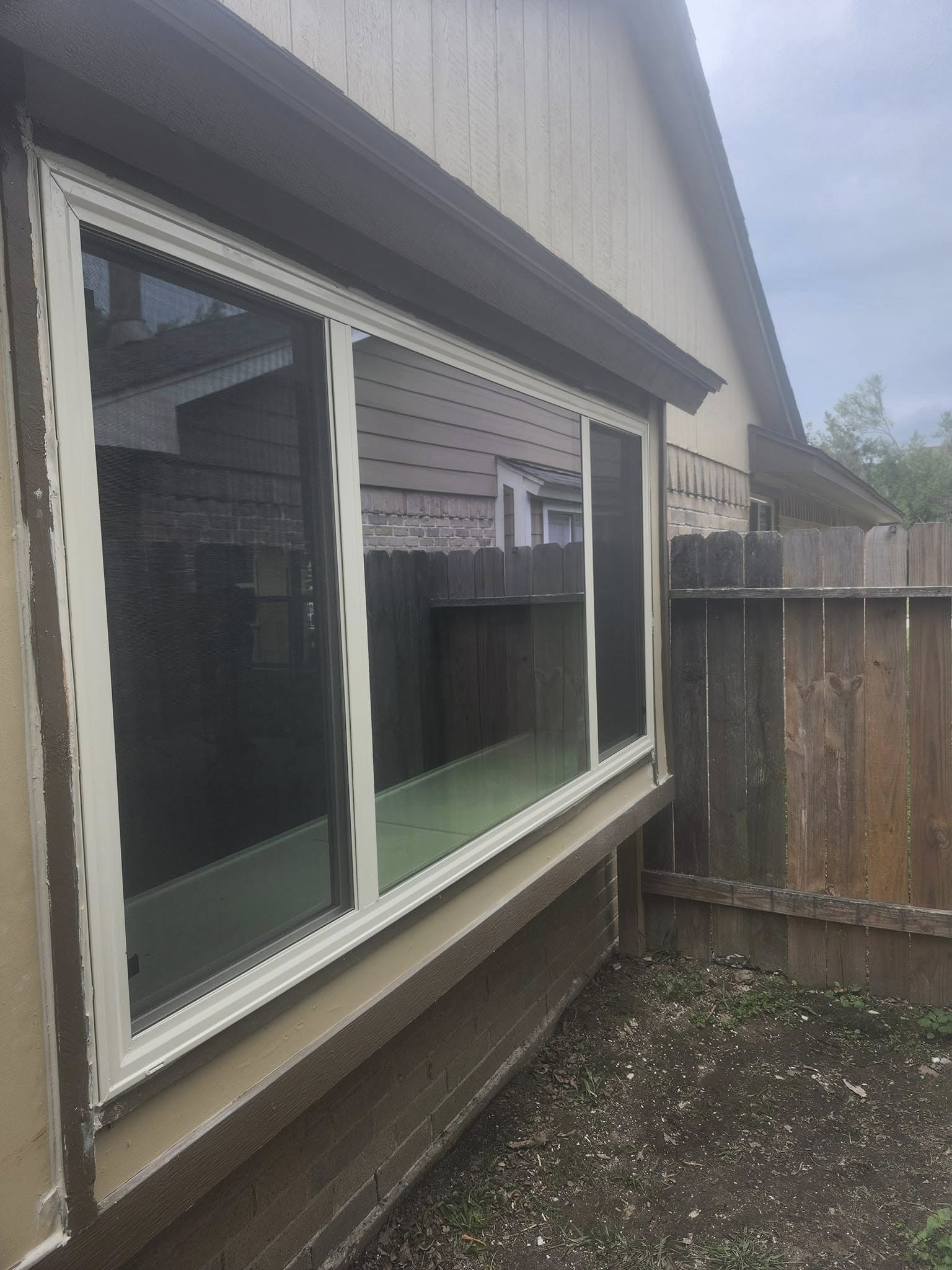 Window & door installation by Fast Window Service