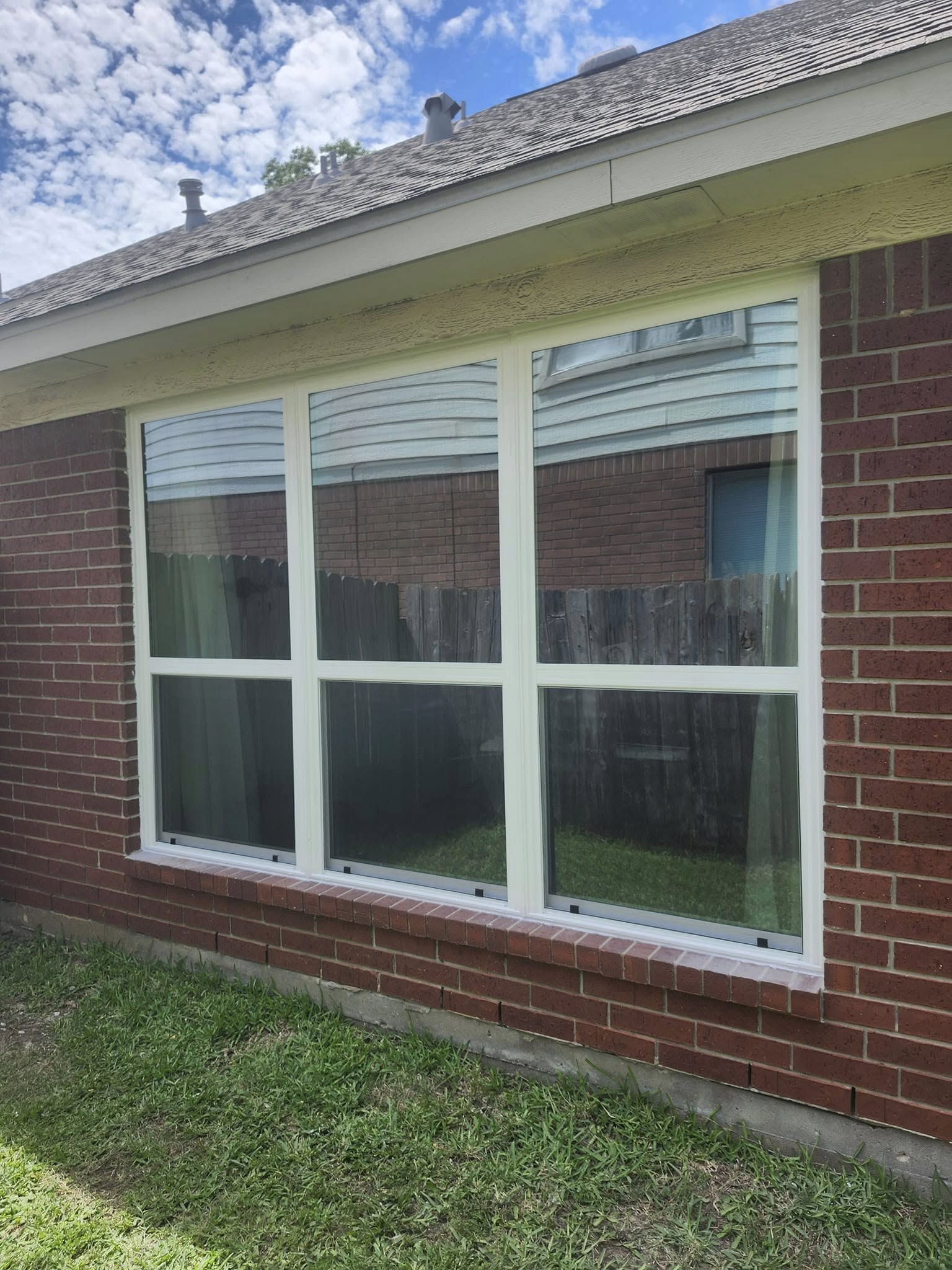 Window & door installation by Fast Window Service
