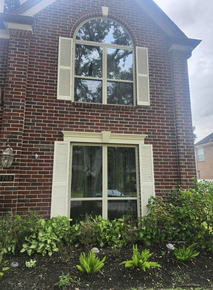 Window & door installation by Fast Window Service